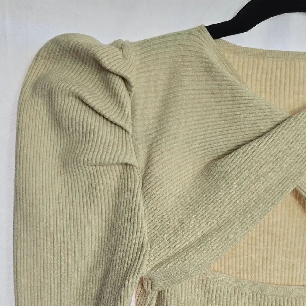 SHEIN Cream Ribbed Knit Top - Picture 7 of 11